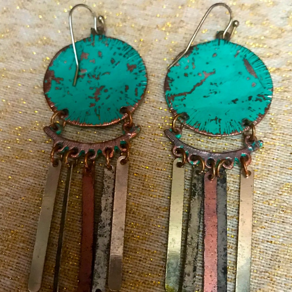 Dangle Earrings - Picture 3 of 3